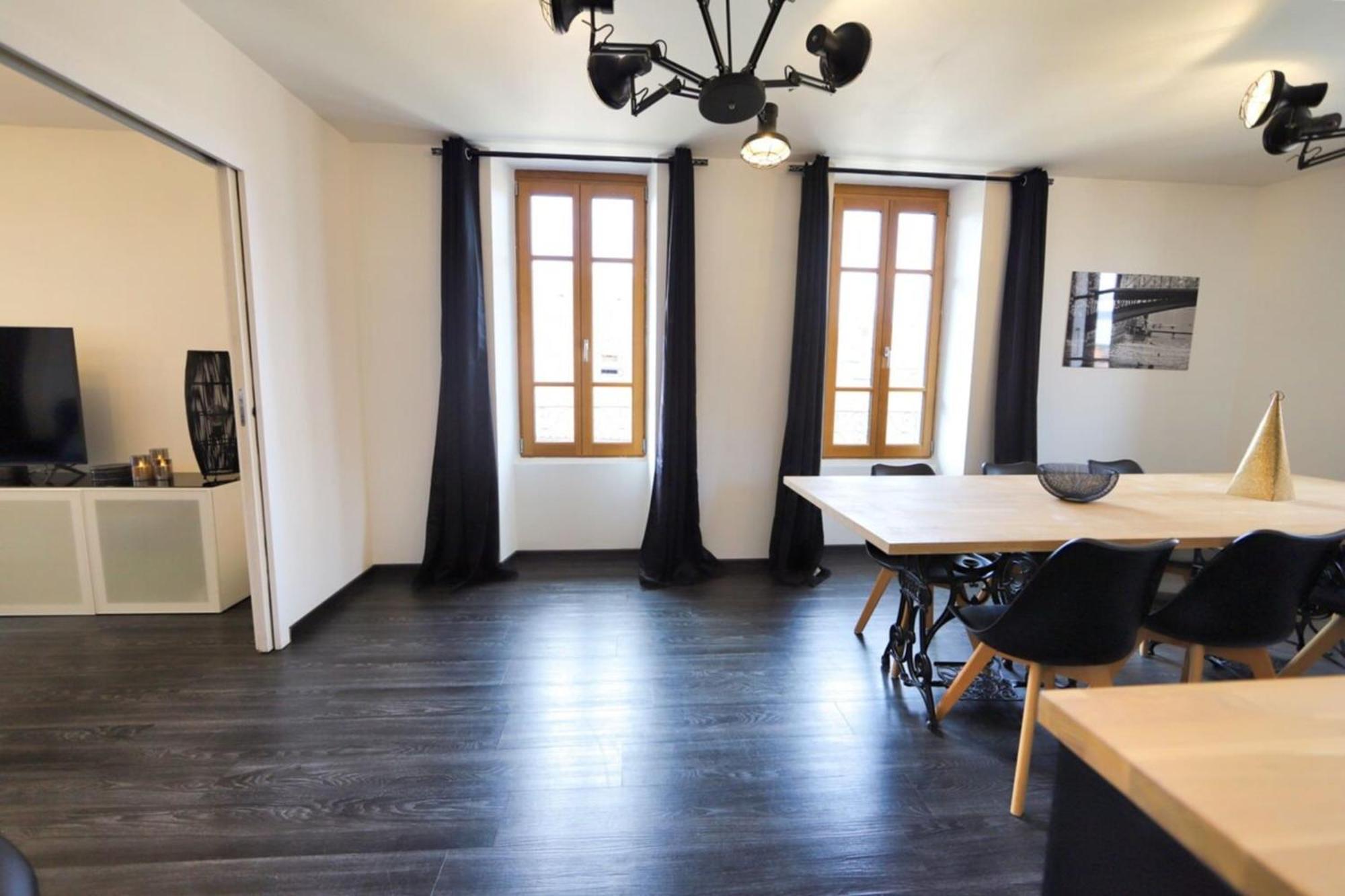 2 Bd Apartment With Sauna In The Center Of Annecy Ngoại thất bức ảnh